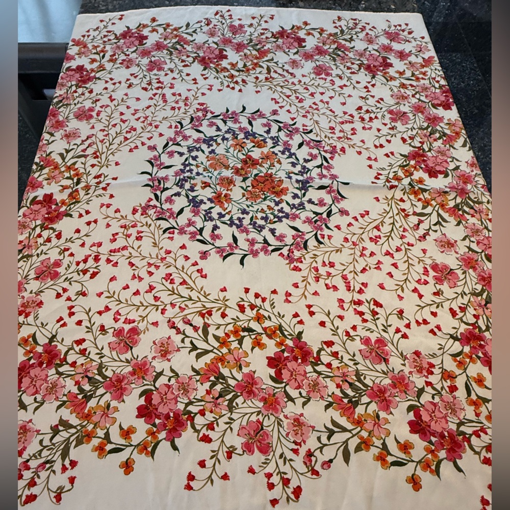 Antonio Melanie Floral Scarf White Pink  Red Women’s Silky Classic classy